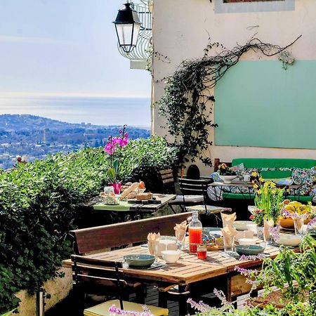 The Frogs' House - Yoga Retreat Bed & Breakfast Saint-Jeannet  Екстериор снимка