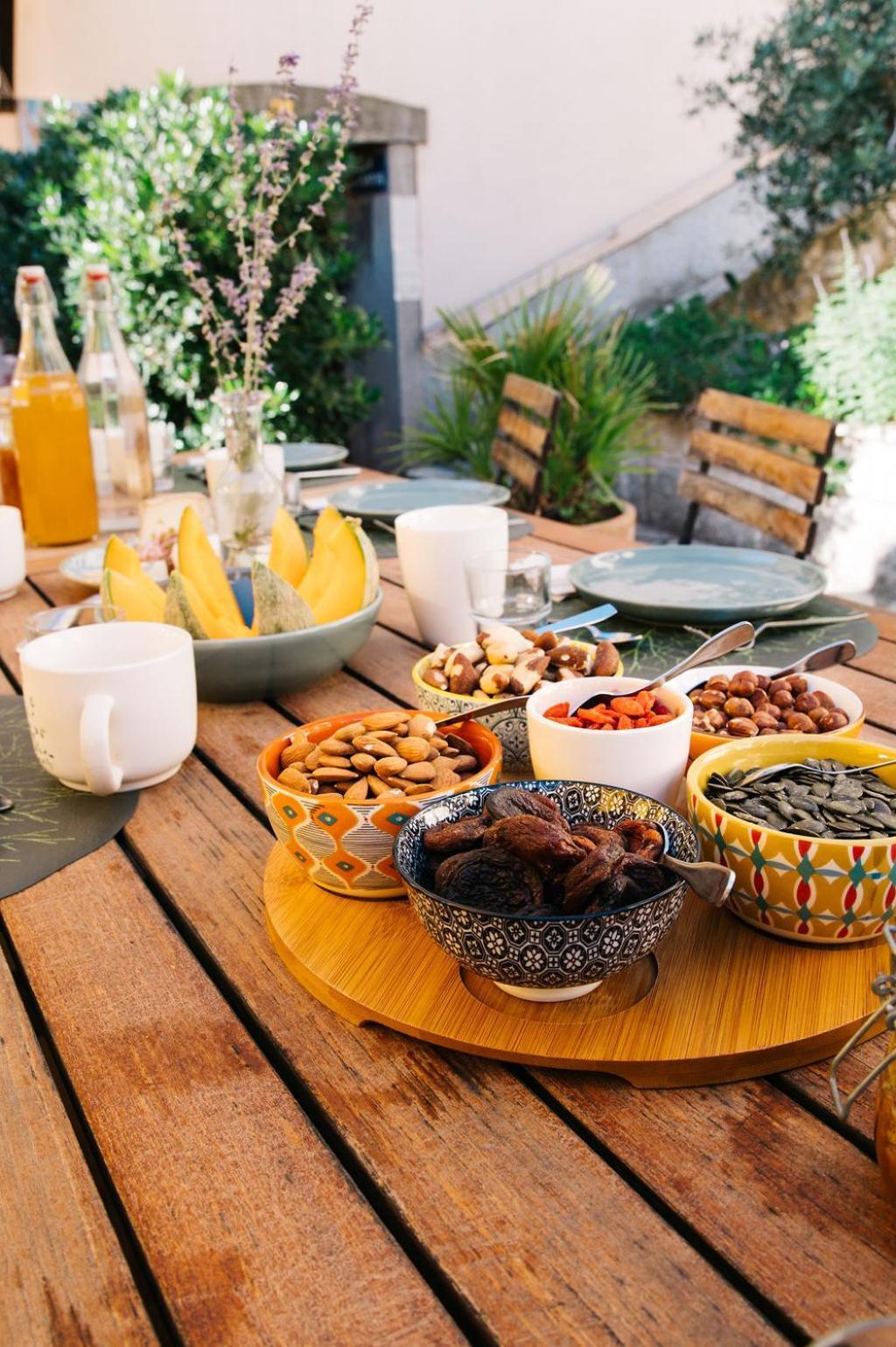 The Frogs' House - Yoga Retreat Bed & Breakfast Saint-Jeannet  Екстериор снимка