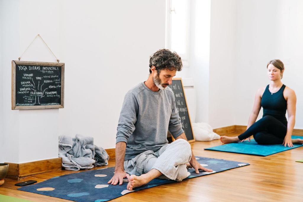 The Frogs' House - Yoga Retreat Bed & Breakfast Saint-Jeannet  Екстериор снимка