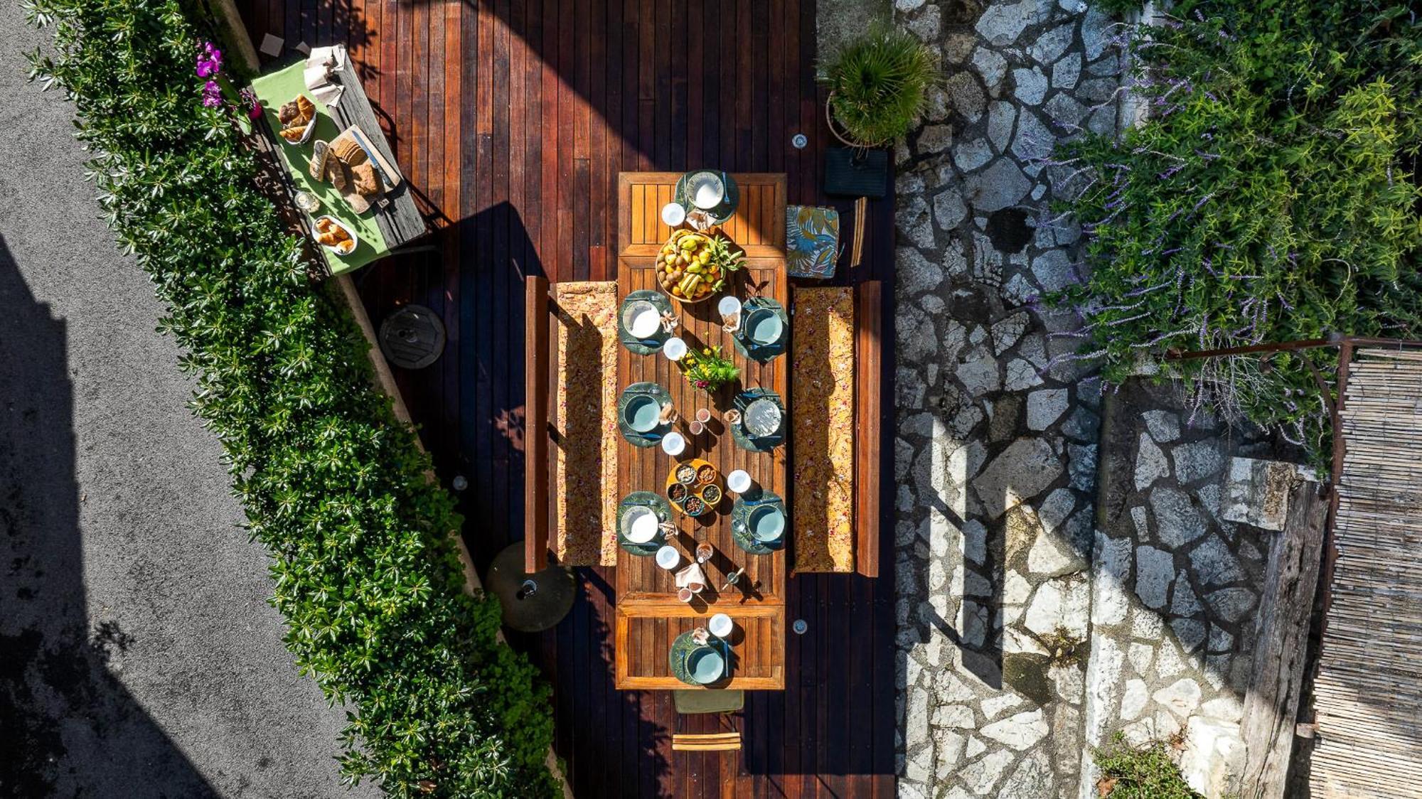 The Frogs' House - Yoga Retreat Bed & Breakfast Saint-Jeannet  Екстериор снимка