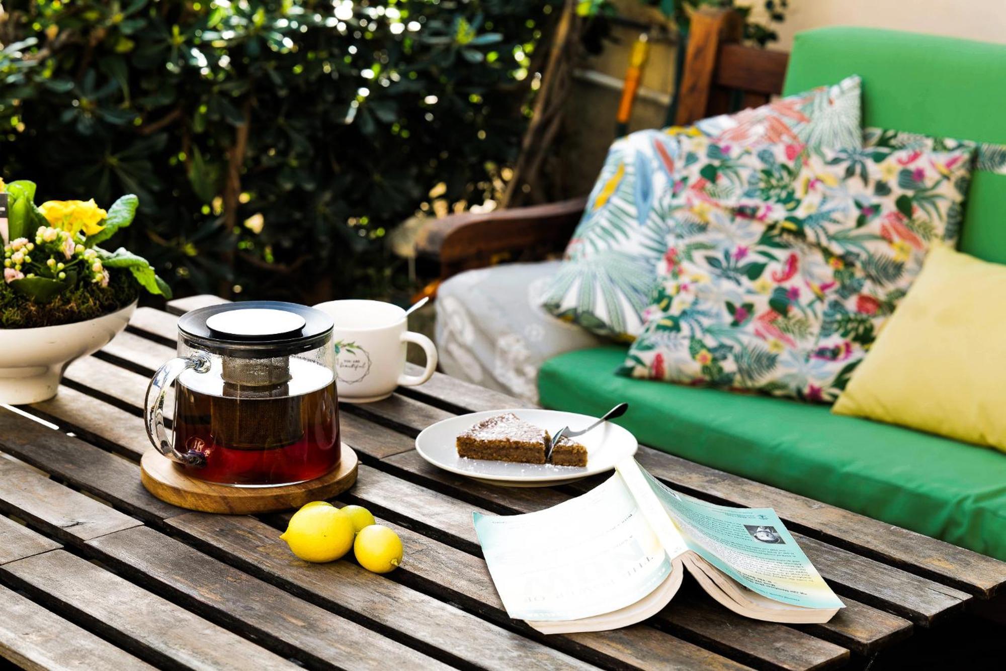 The Frogs' House - Yoga Retreat Bed & Breakfast Saint-Jeannet  Екстериор снимка